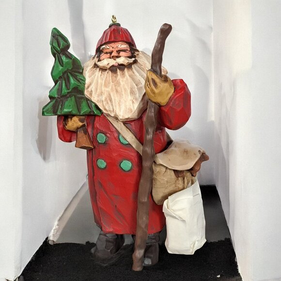Hallmark Keepsake Ornament Making His Way Santa 1998 Folk Art Collection - Picture 5 of 8